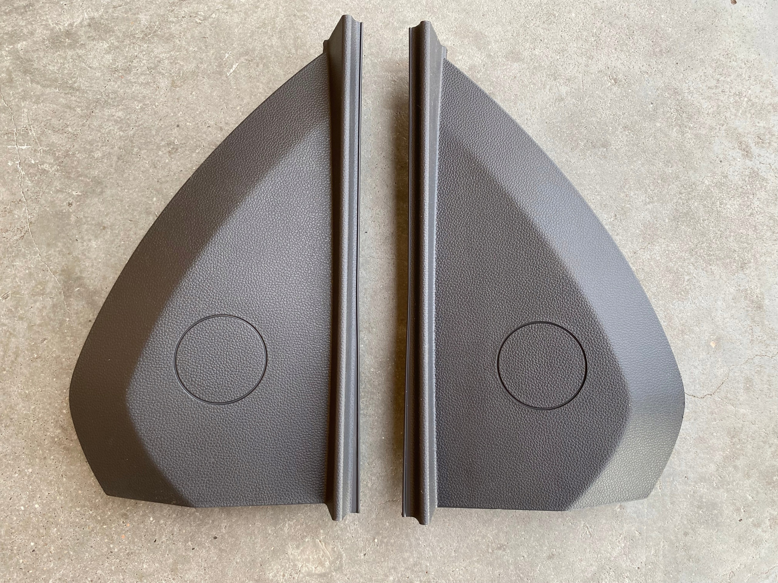 Cache console Renault Trafic III LIFT IV image 2