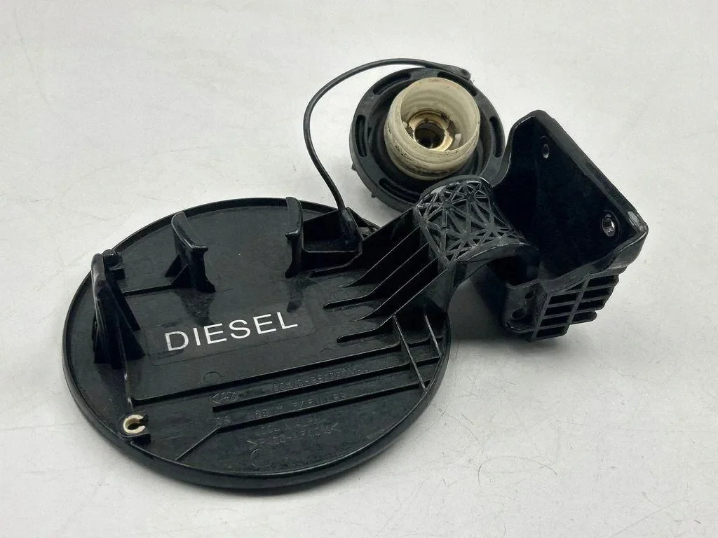 Tankklappe HYUNDAI TUCSON (JM) 2.0L Diesel image 4