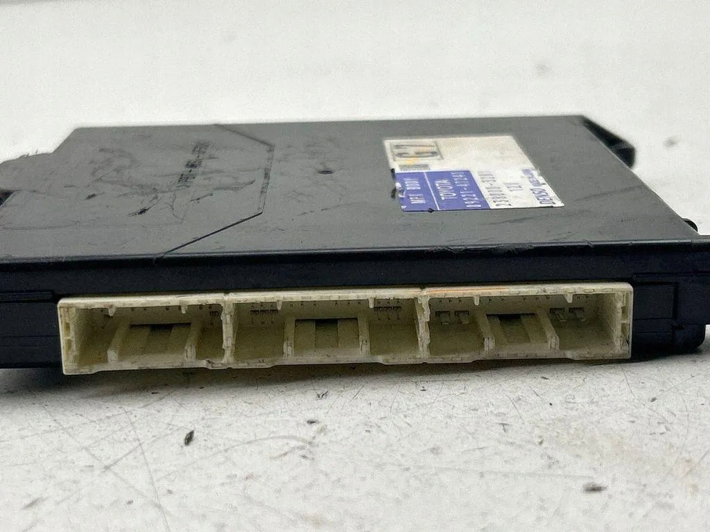 Module confort TOYOTA PRIUS PLUS 8922147241 image 4