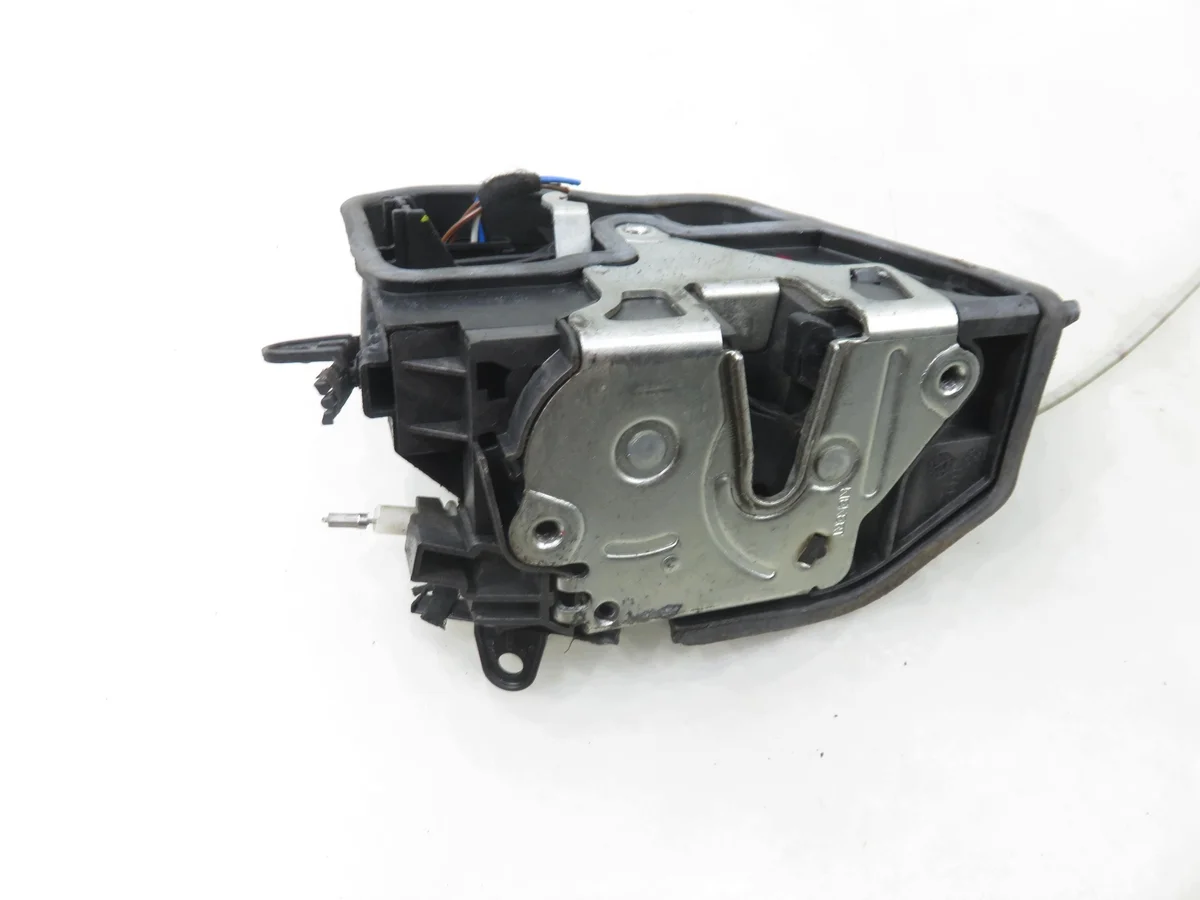 Serrure Avant Droite BMW 1 E87 OEM 7167068 image 3
