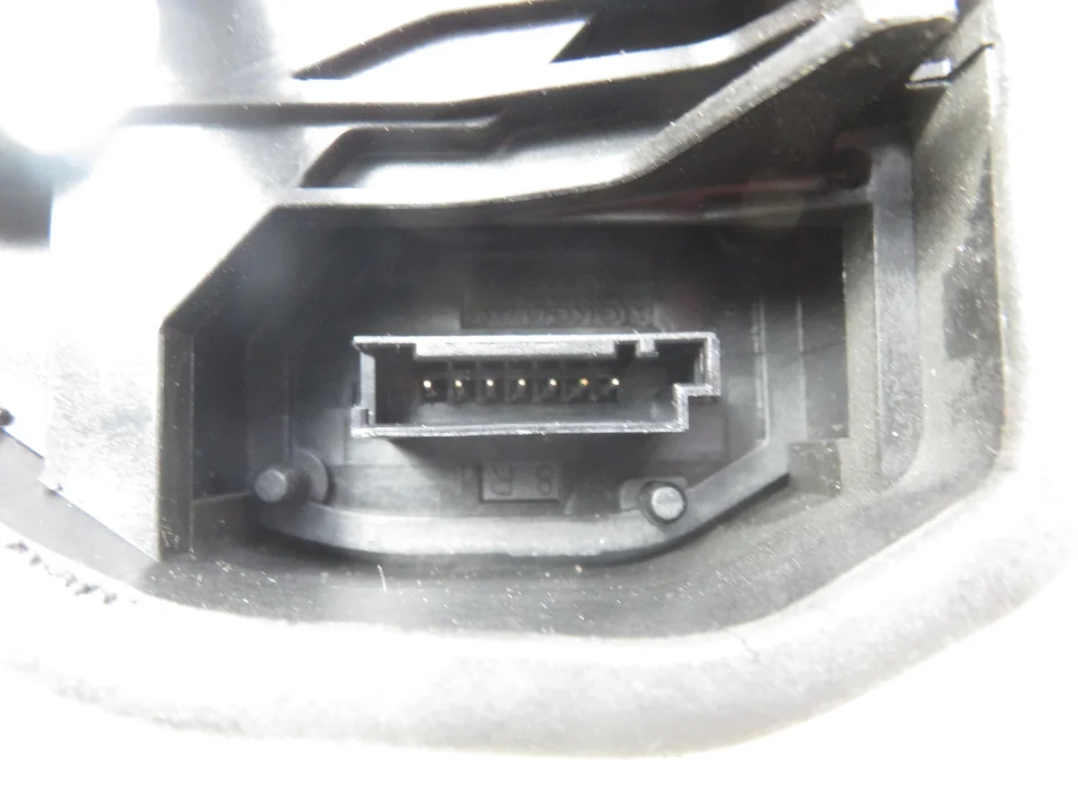 Serrure Avant Droite BMW 1 E87 OEM 7167068 image 6