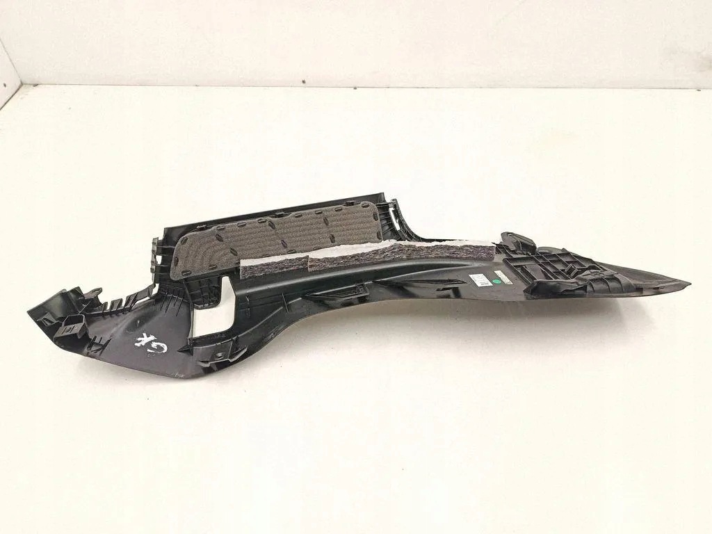 BMW F46 Grand Tourer Panel Maletero Izquierdo image 4