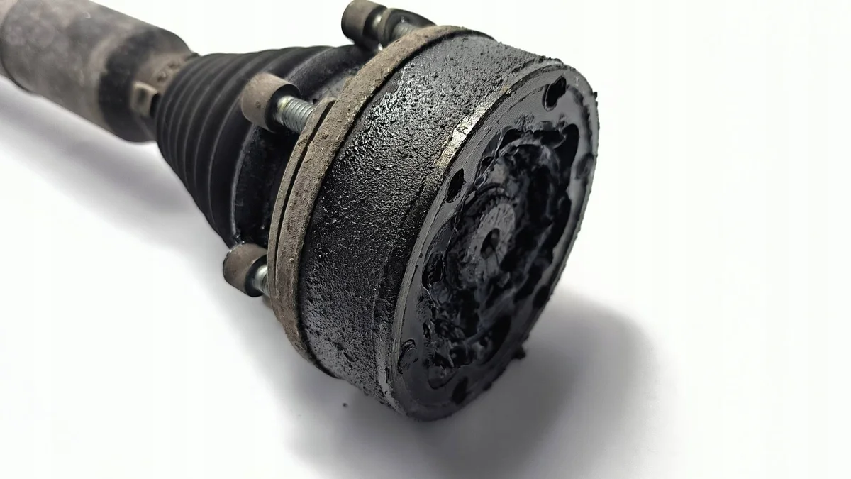 Drivaxel höger fram Skoda Octavia II image 3