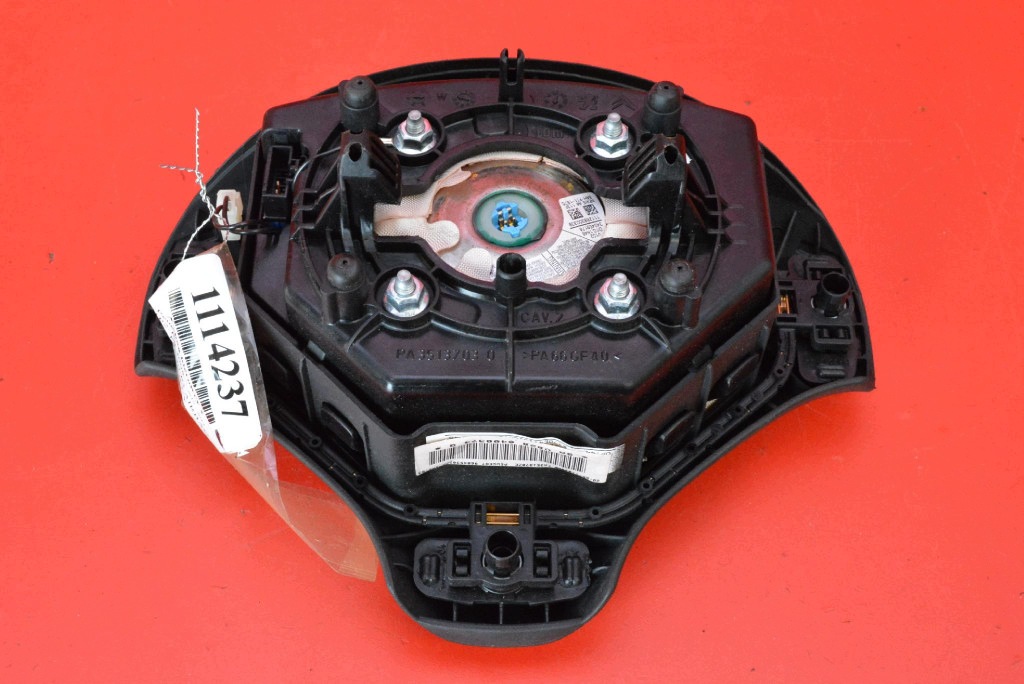 Airbag conducteur PEUGEOT 3008 I 10-13 96845302ZE