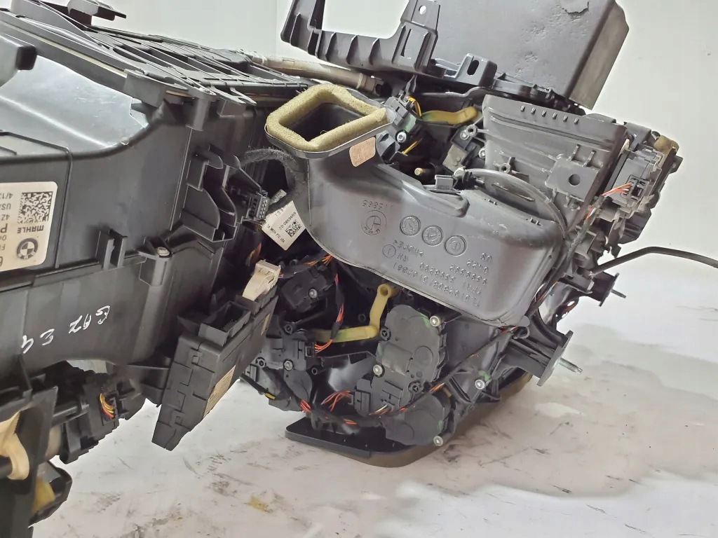 Lämmityslaitteen kenno BMW X5 G05 5A31841