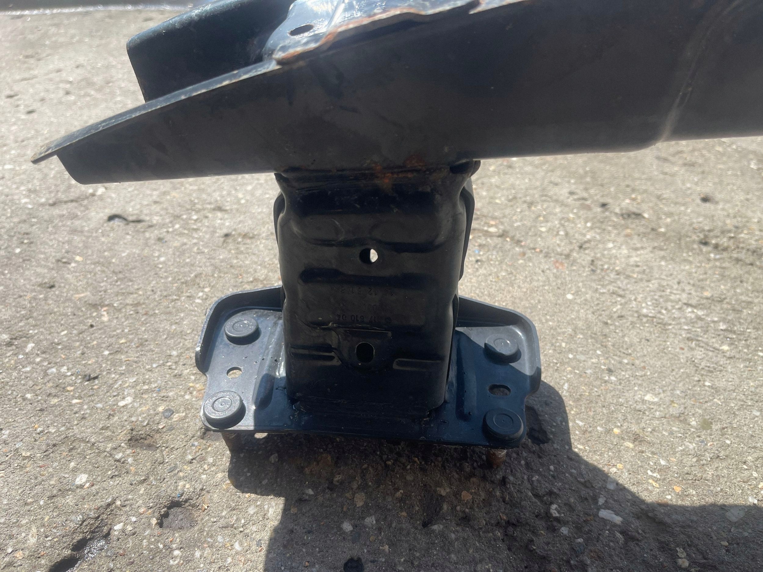 Achterbumper balk Mercedes CLA C117 image 3