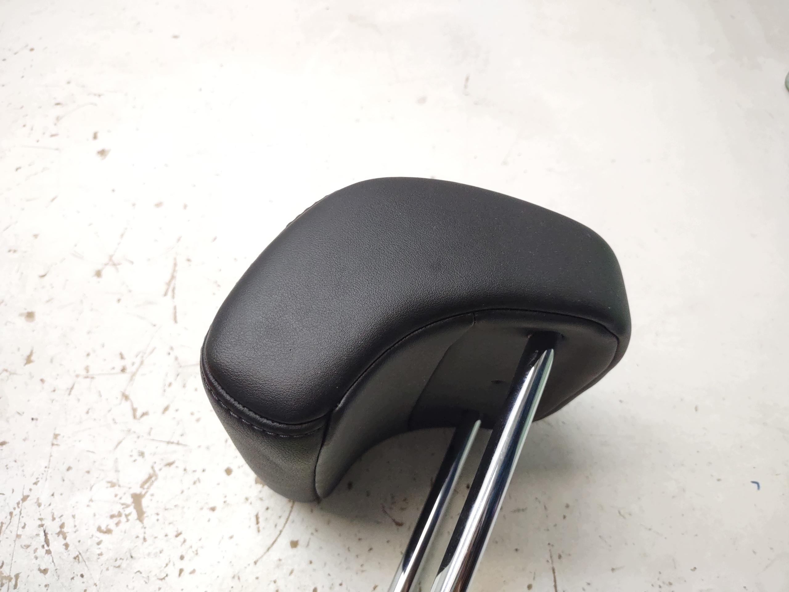 Kopfstütze Skoda Superb II hinten seitlich Leder schwarz OEM 3T0940167 image 5