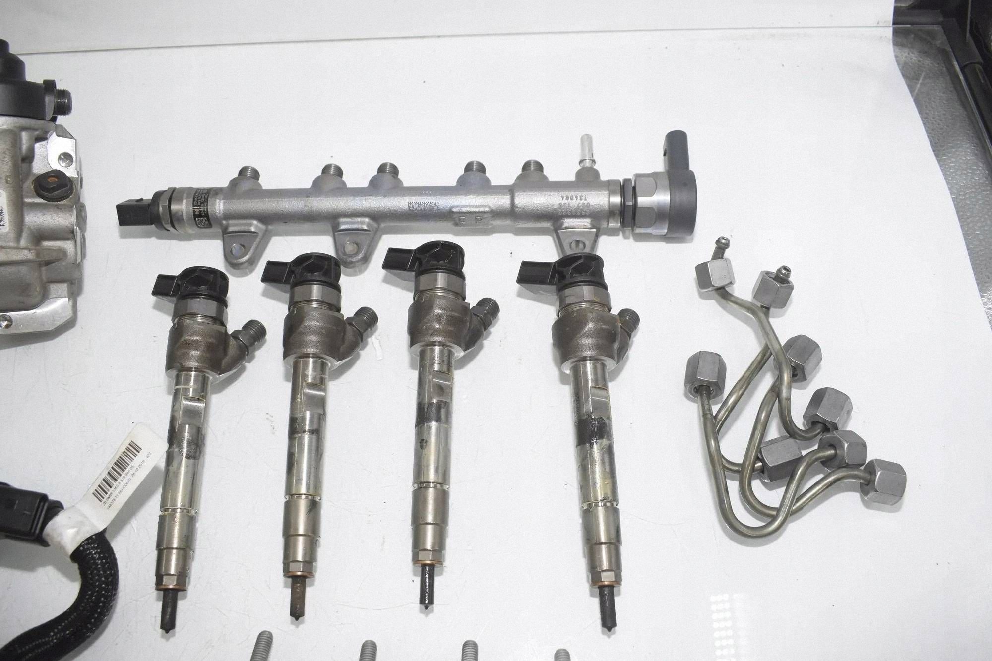 Système d'injection BMW 3 G20 G21 8579228 image 4