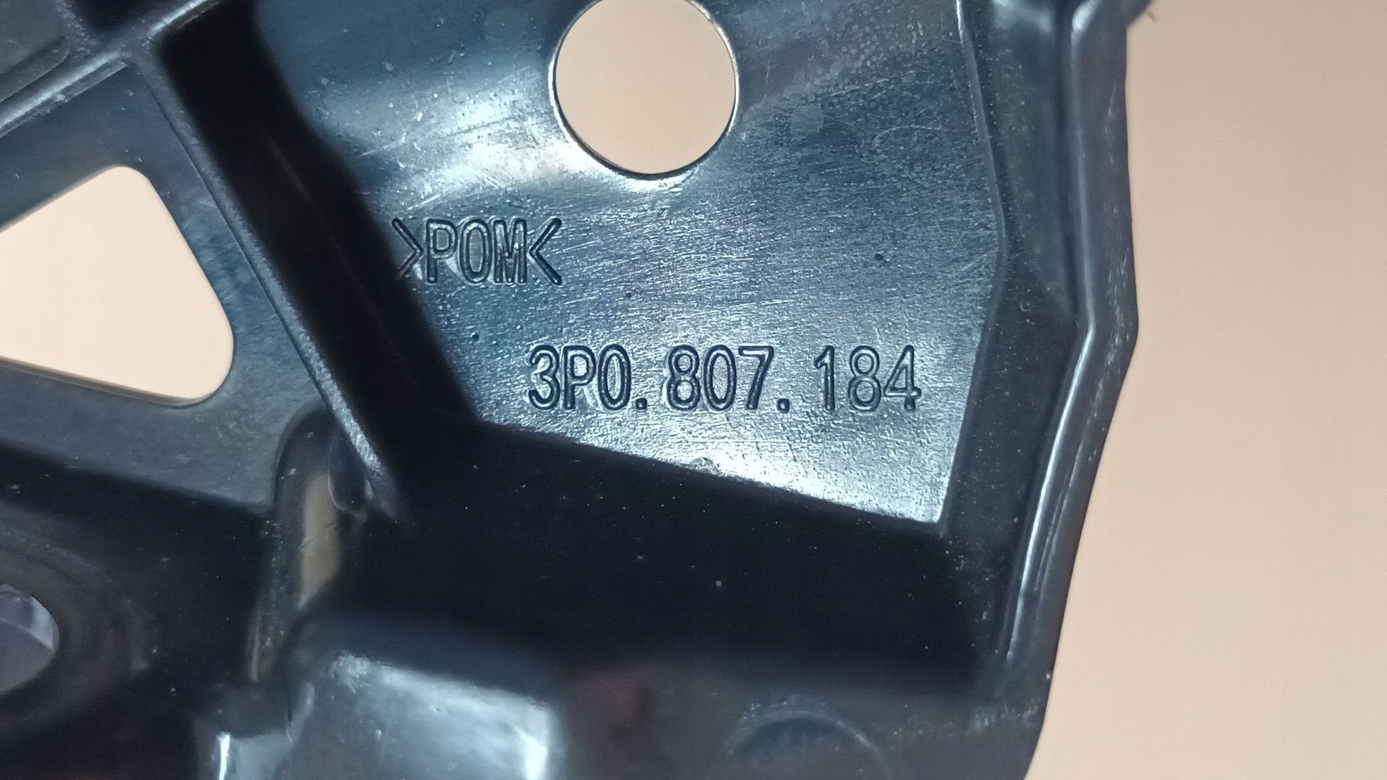 3P0807184 Guide Skoda - Pièce d'occasion image 3