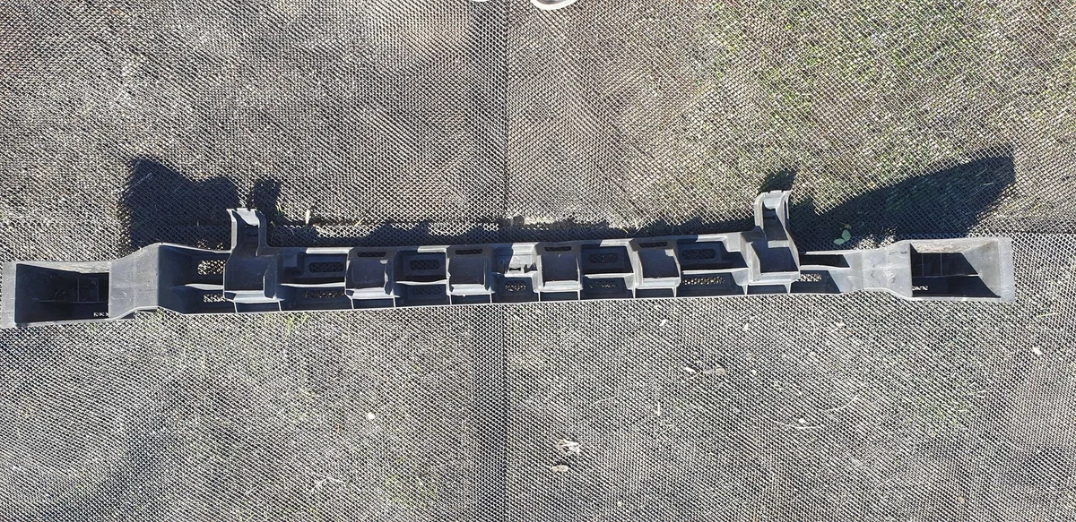 Dacia Logan Absorbedor Parachoques Trasero image 4