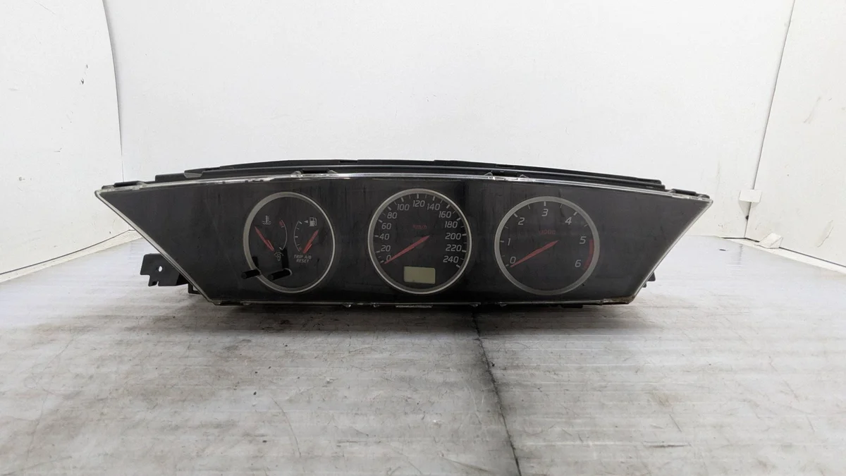 Nissan Primera 2003 Instrument Cluster 2200cm3