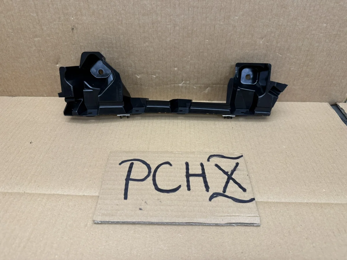 Renault Megane IV Rear Bumper Clip Right Used