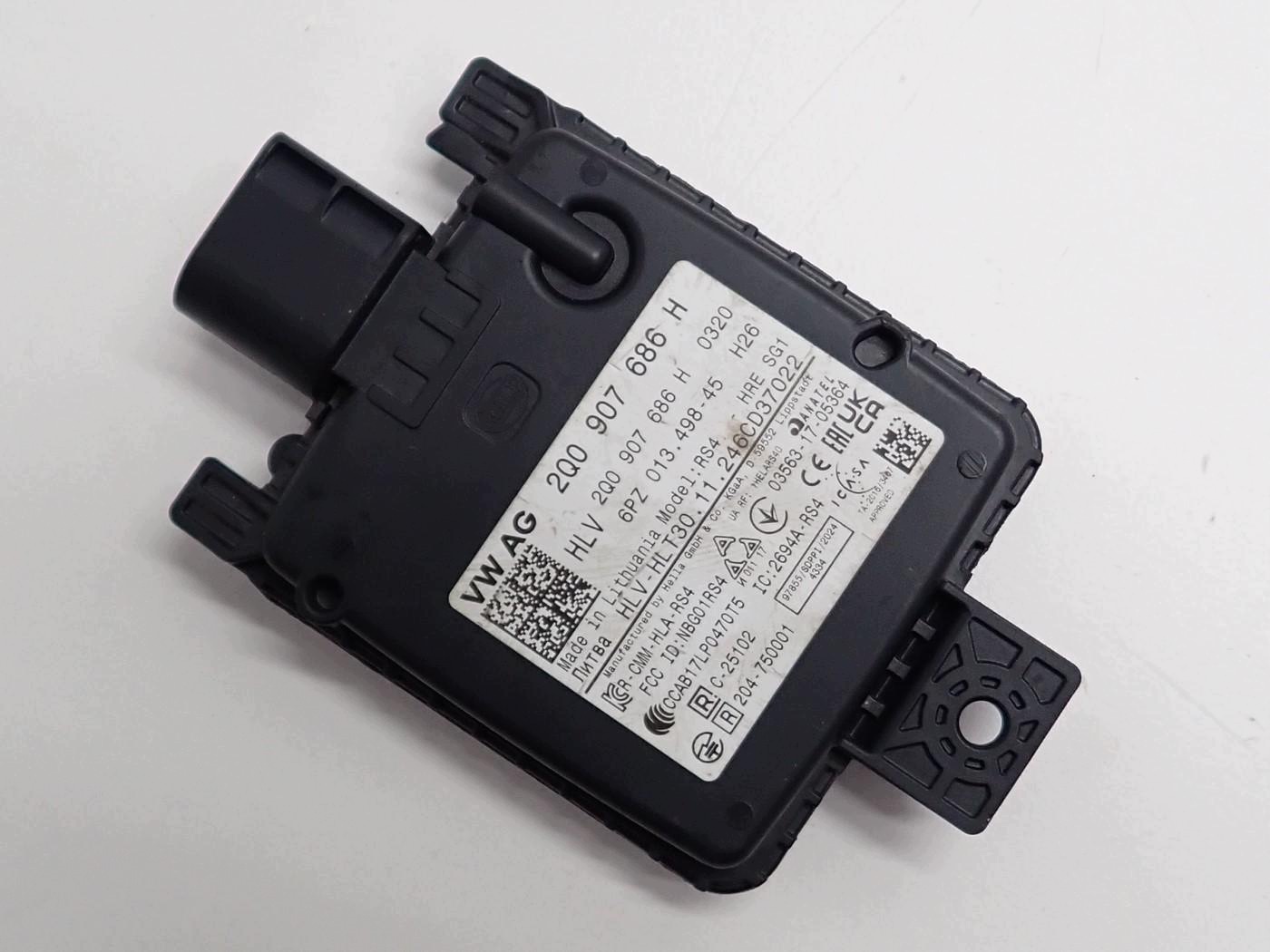 Tutka-anturi Distronic 2Q0907686H Skoda Scala