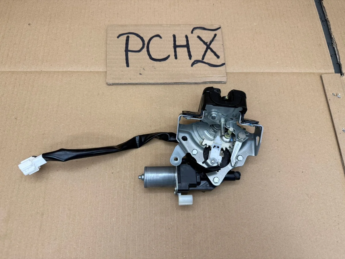 Honda HR-V Trunk Latch M77-61363-B image 7