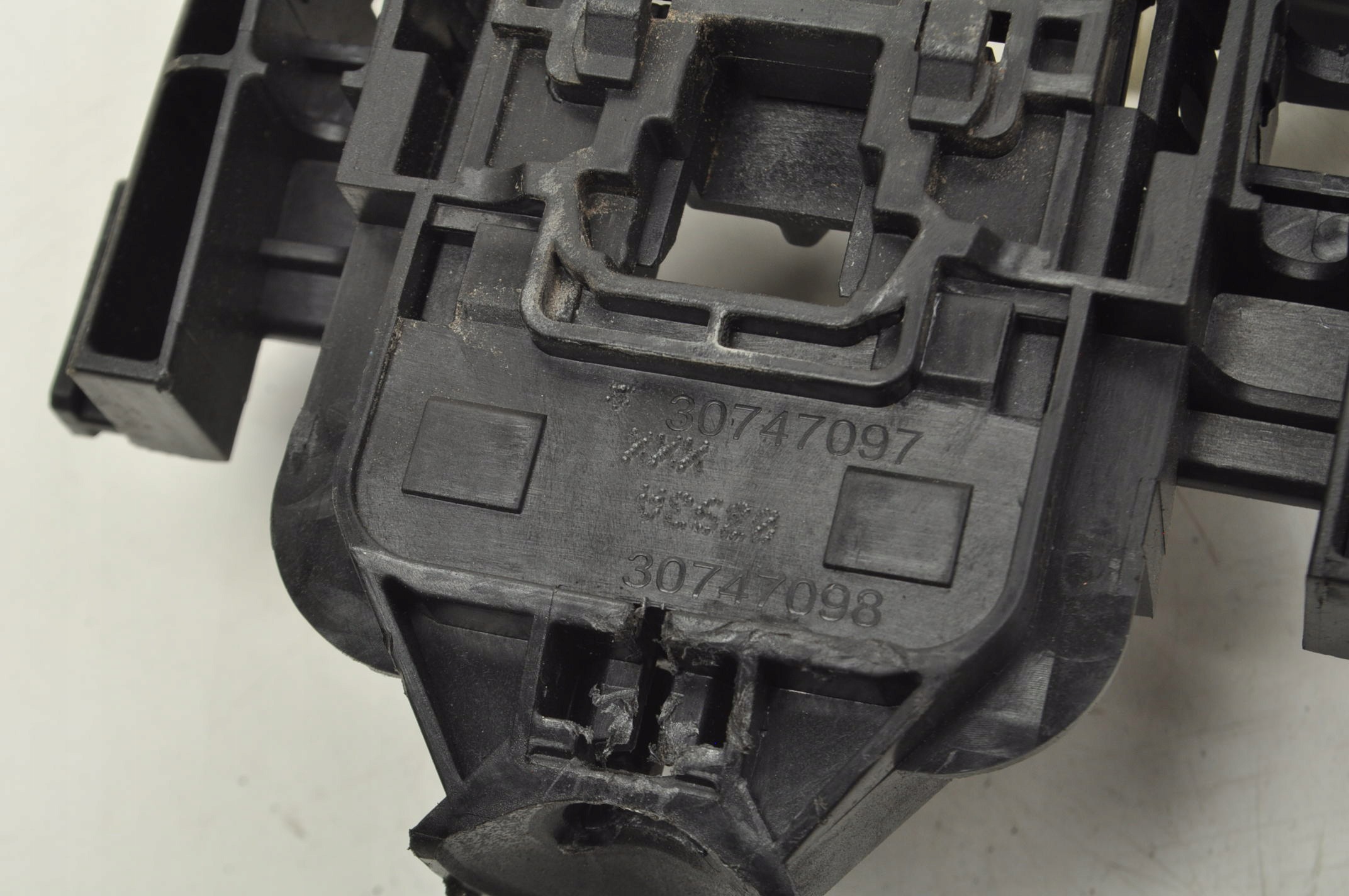 Soporte Manija Puerta Volvo V60 XC40 S60 Izquierdo Trasero image 3