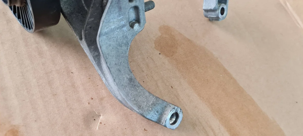 Audi SQ5 80A Bevestiging Airco Compressor image 7