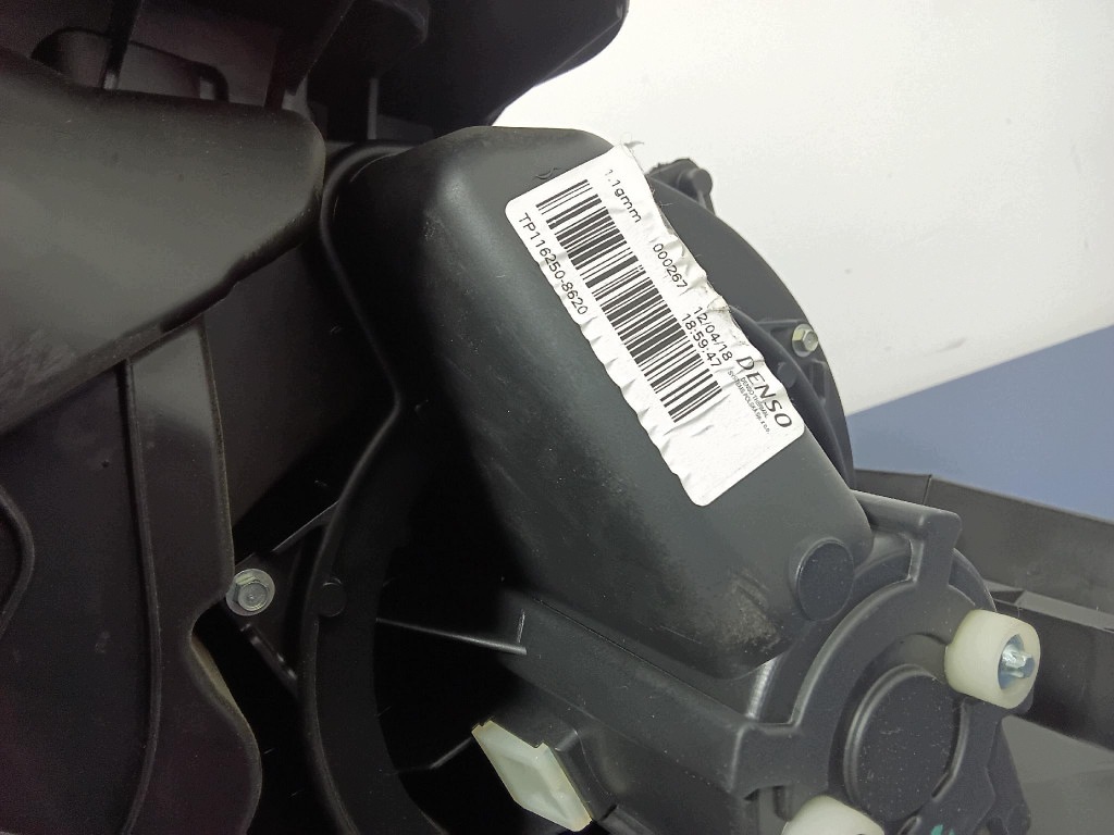 Fiat 500 II Lämmityslaitteen kotelo, puhallin image 8