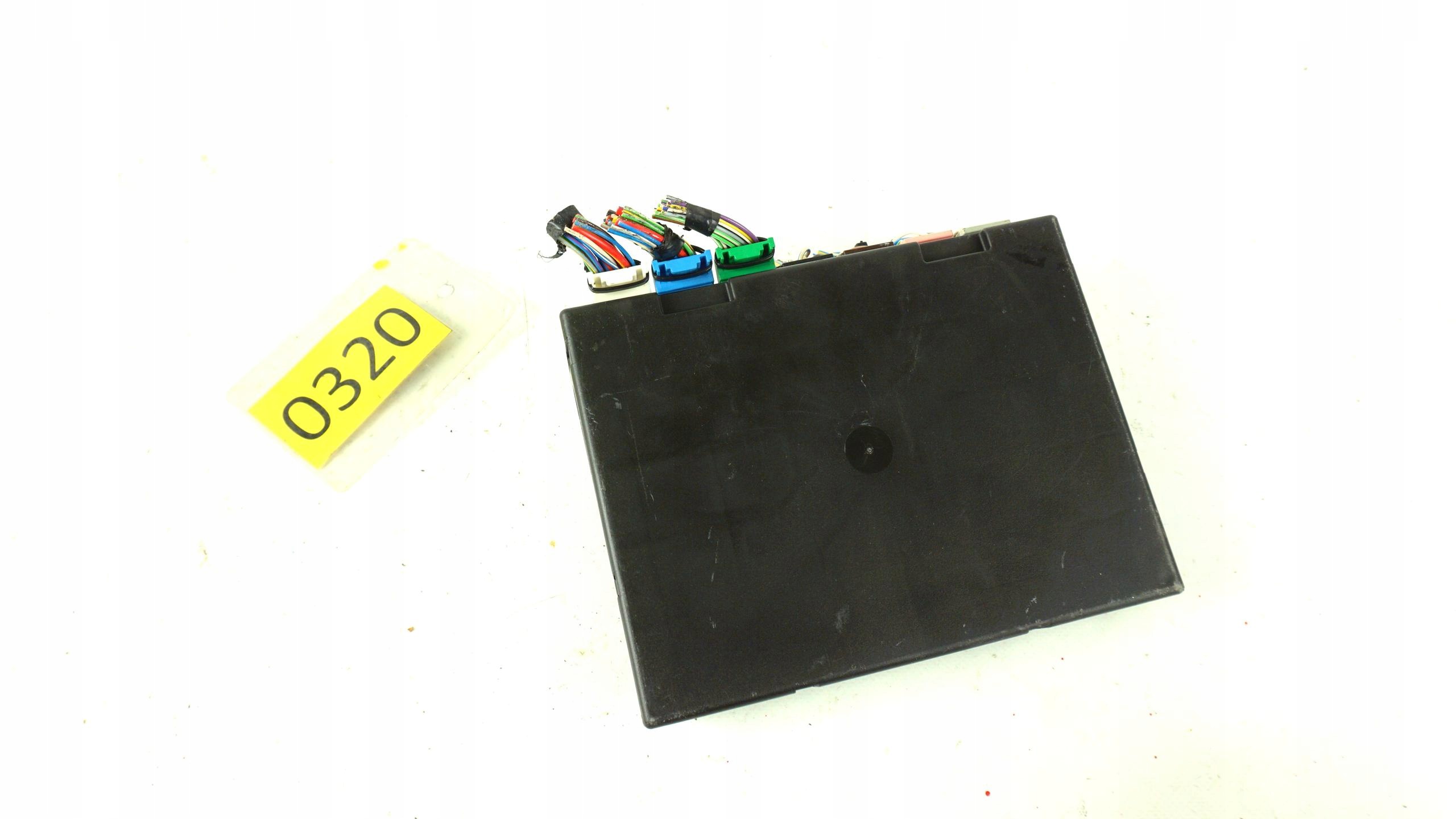 Module Confort BCM Opel Astra J 13586588 image 3