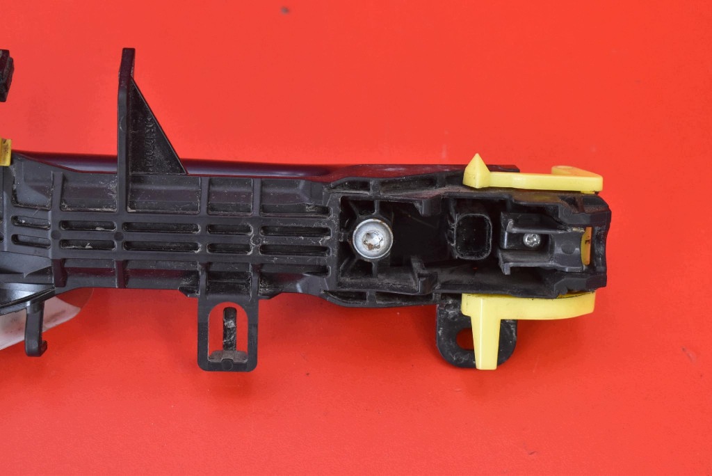 Toyota Prius 3 Front Left Door Handle m-1113284- image 6