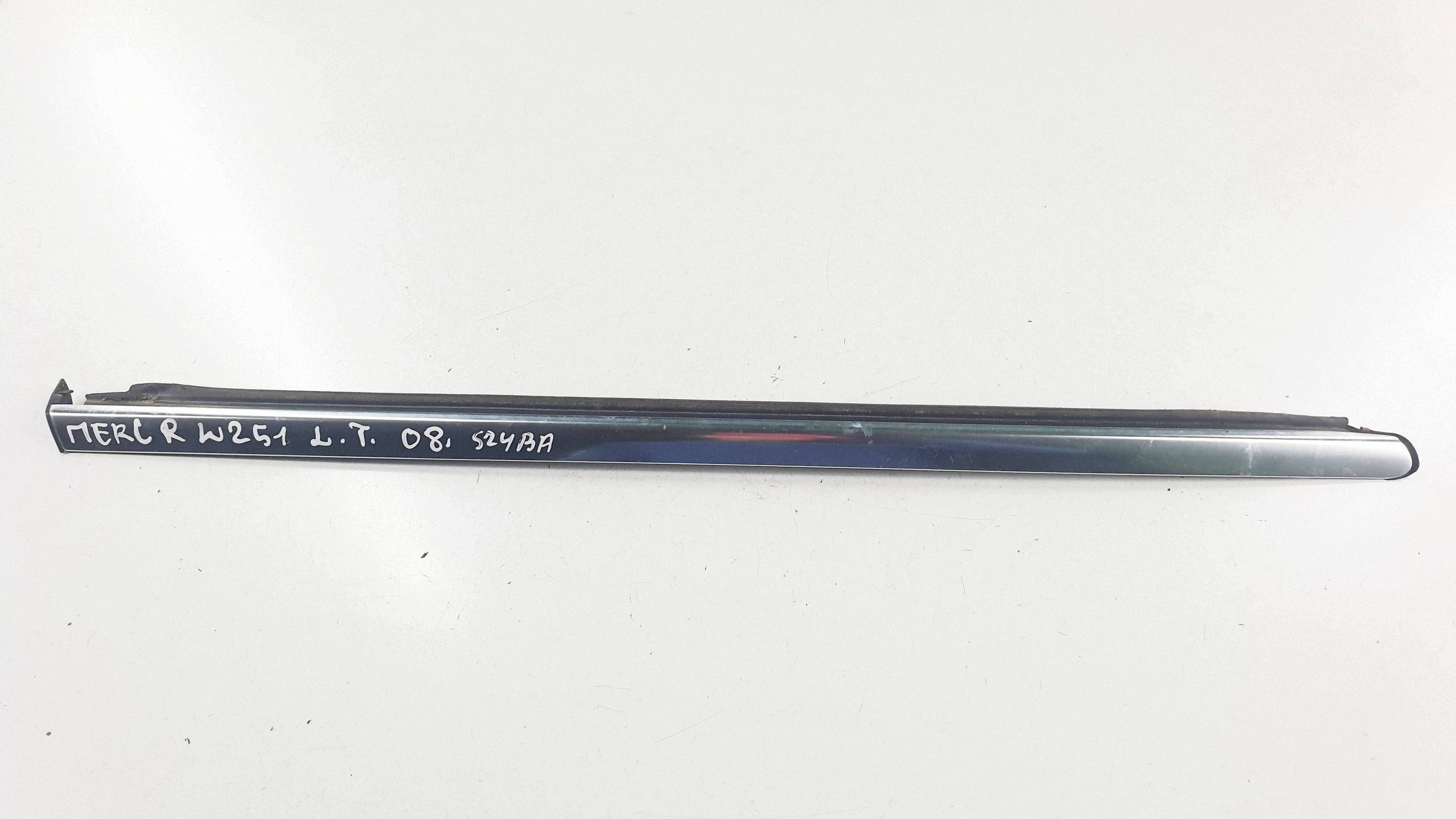 Mercedes R-Klasse W251 08r Zierleiste Kotflügel links hinten OEM 251690770 image 2