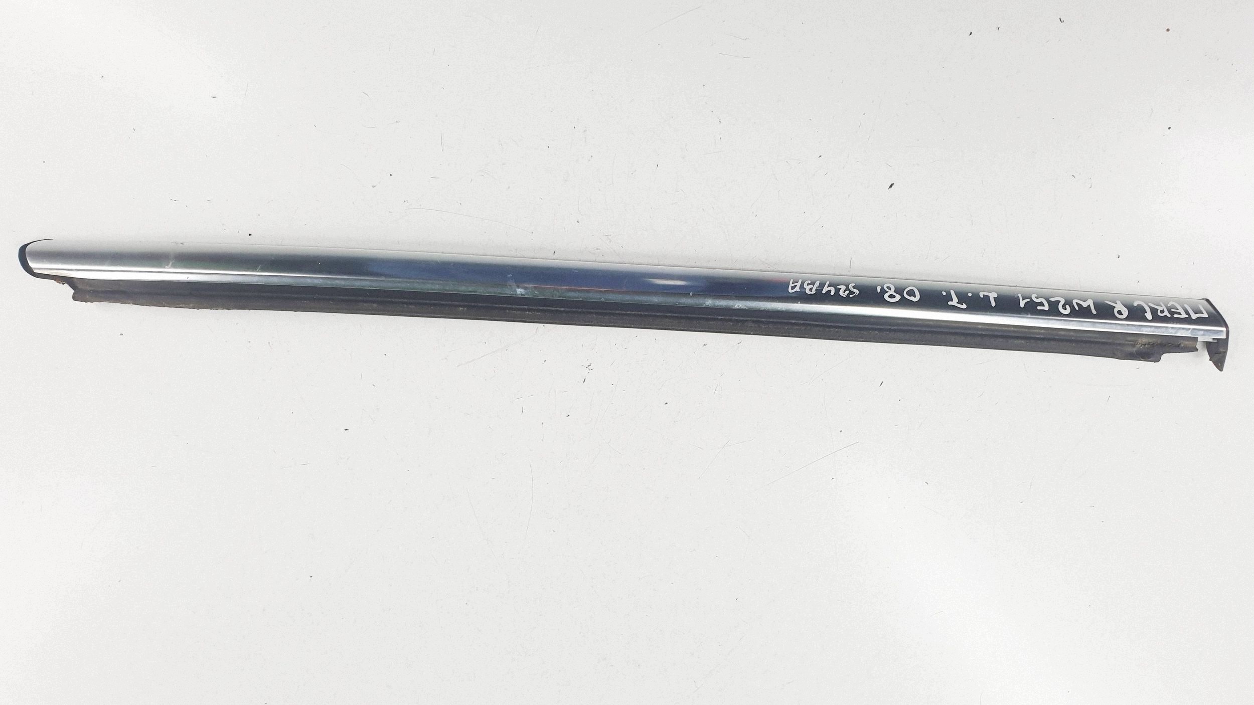 Mercedes R-Klasse W251 08r Zierleiste Kotflügel links hinten OEM 251690770 image 4