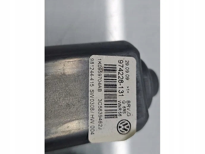 Bakre fönsterhissmotor höger VW Passat B6 1K0959704AB image 5