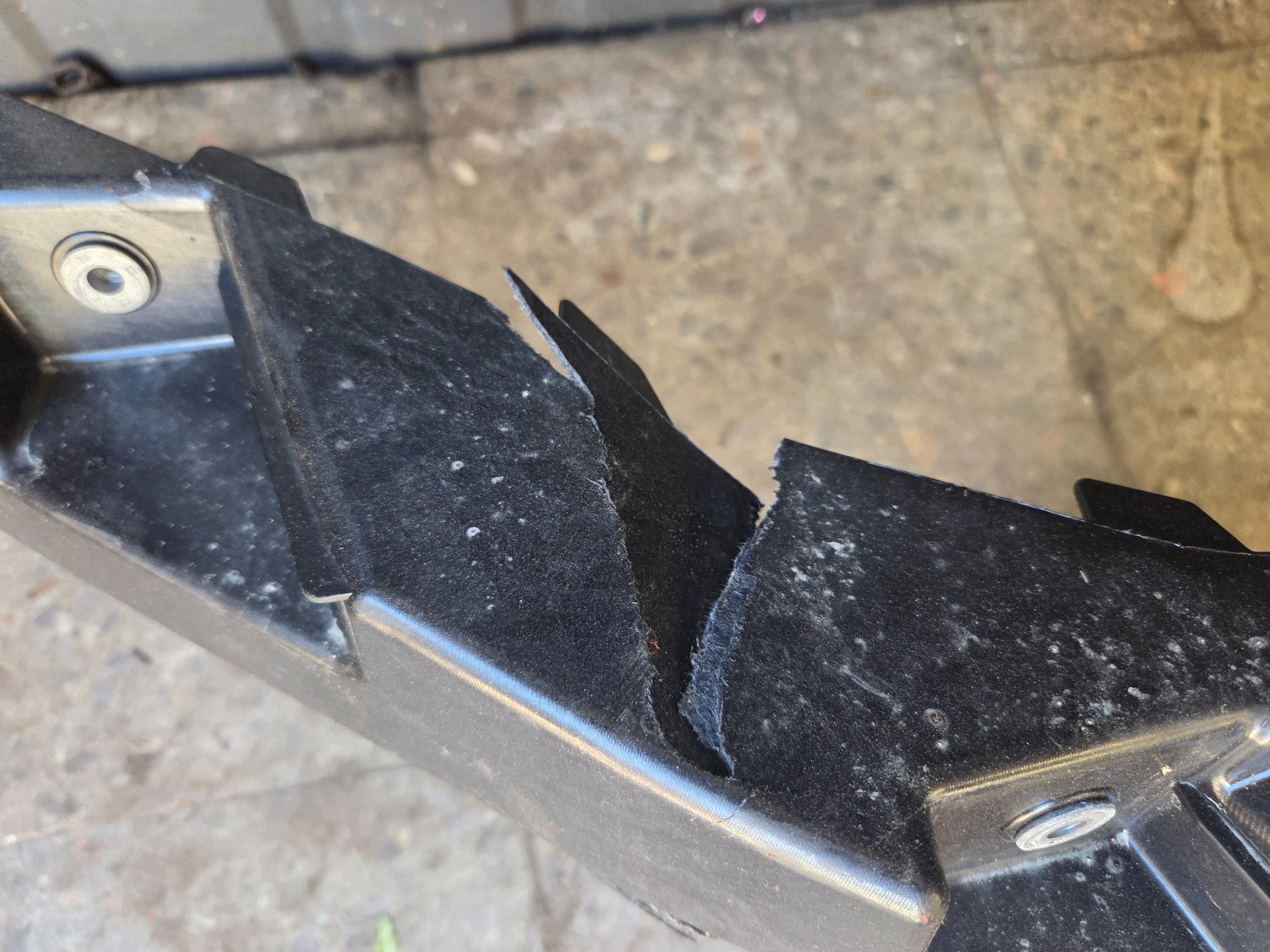Renfort avant Mercedes Sprinter 910 A9108800301 image 3