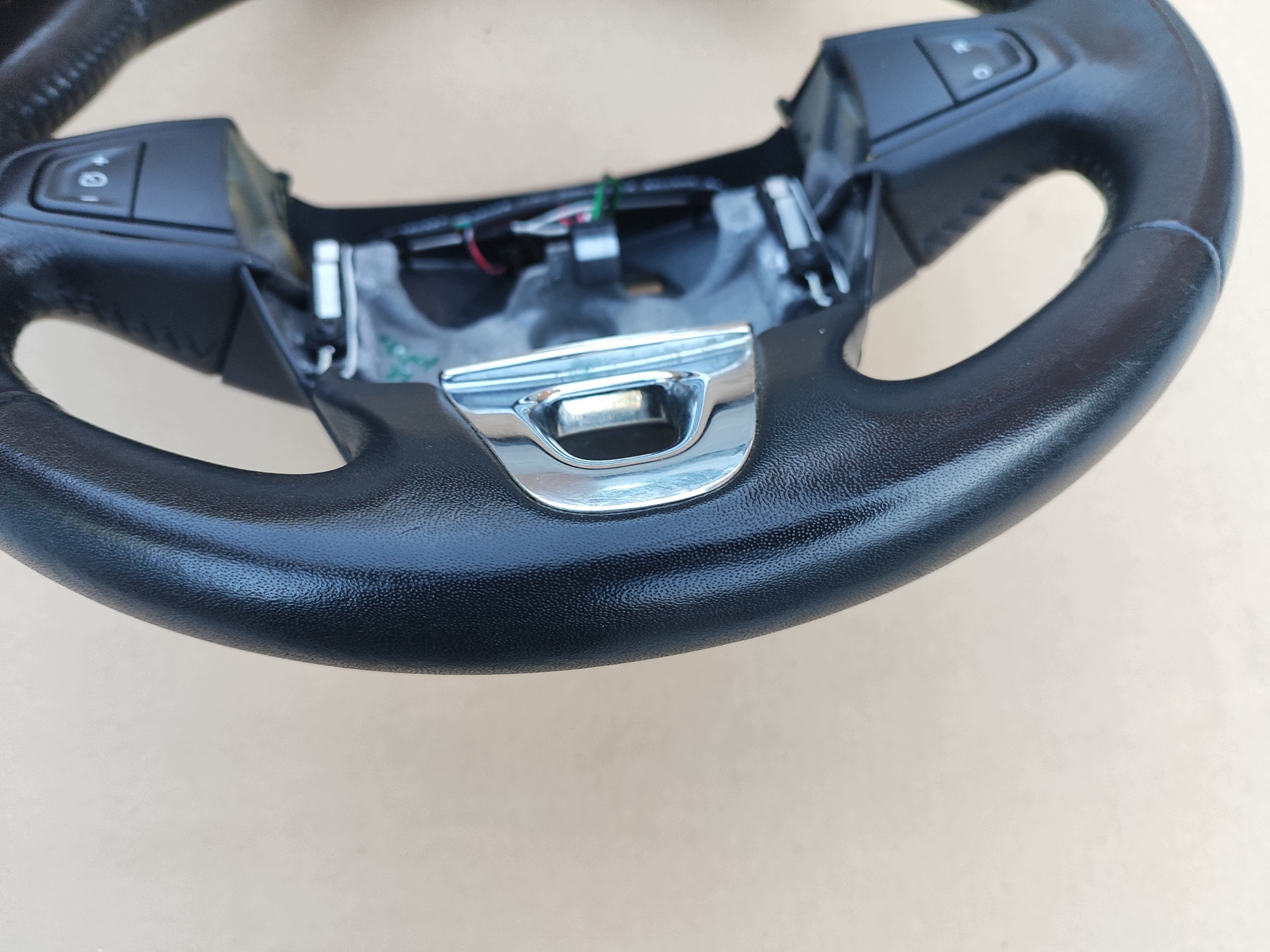 Volante Couro Multifuncional Renault Megane 3 484003397R image 8