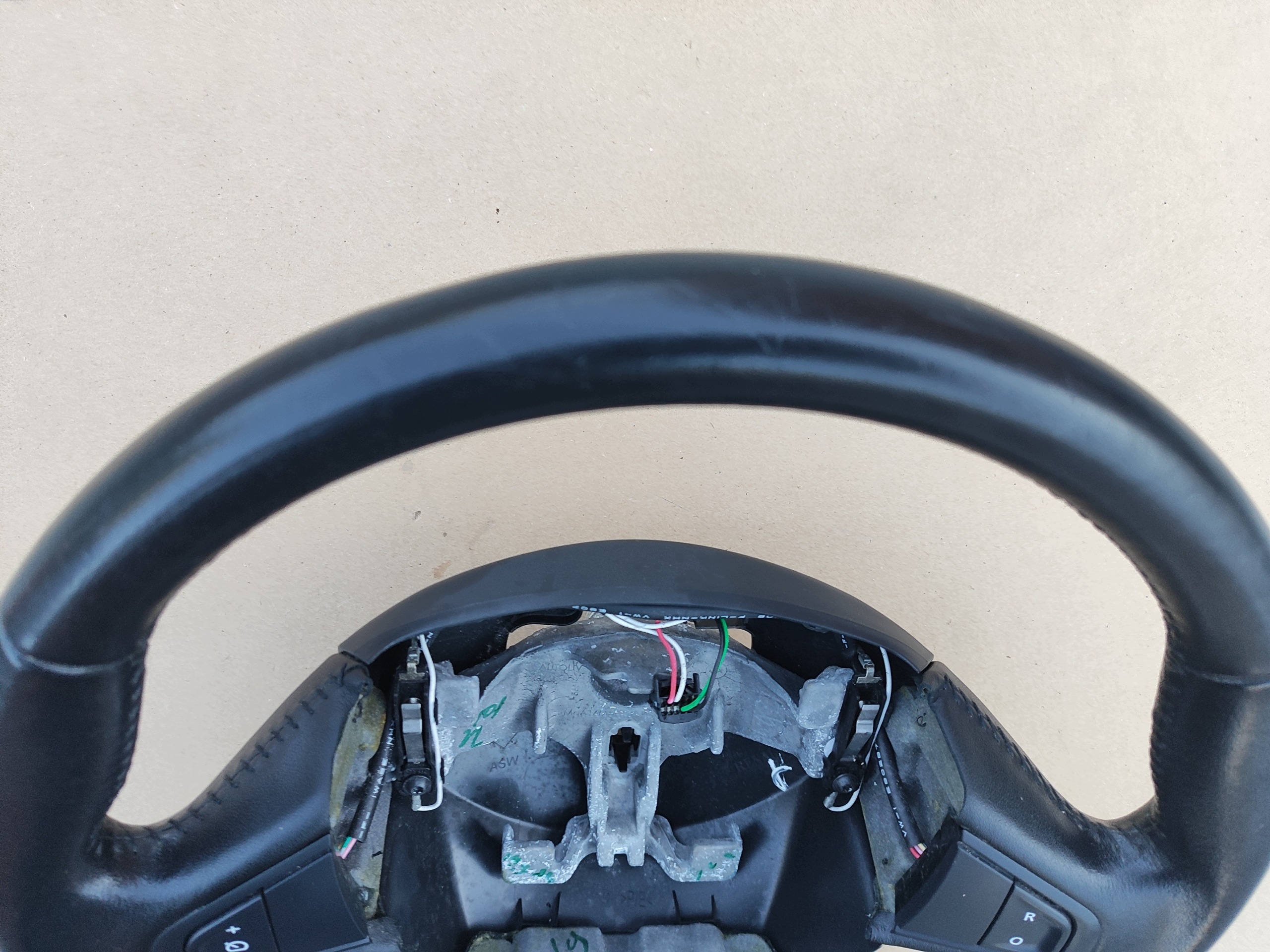 Volante Couro Multifuncional Renault Megane 3 484003397R image 9