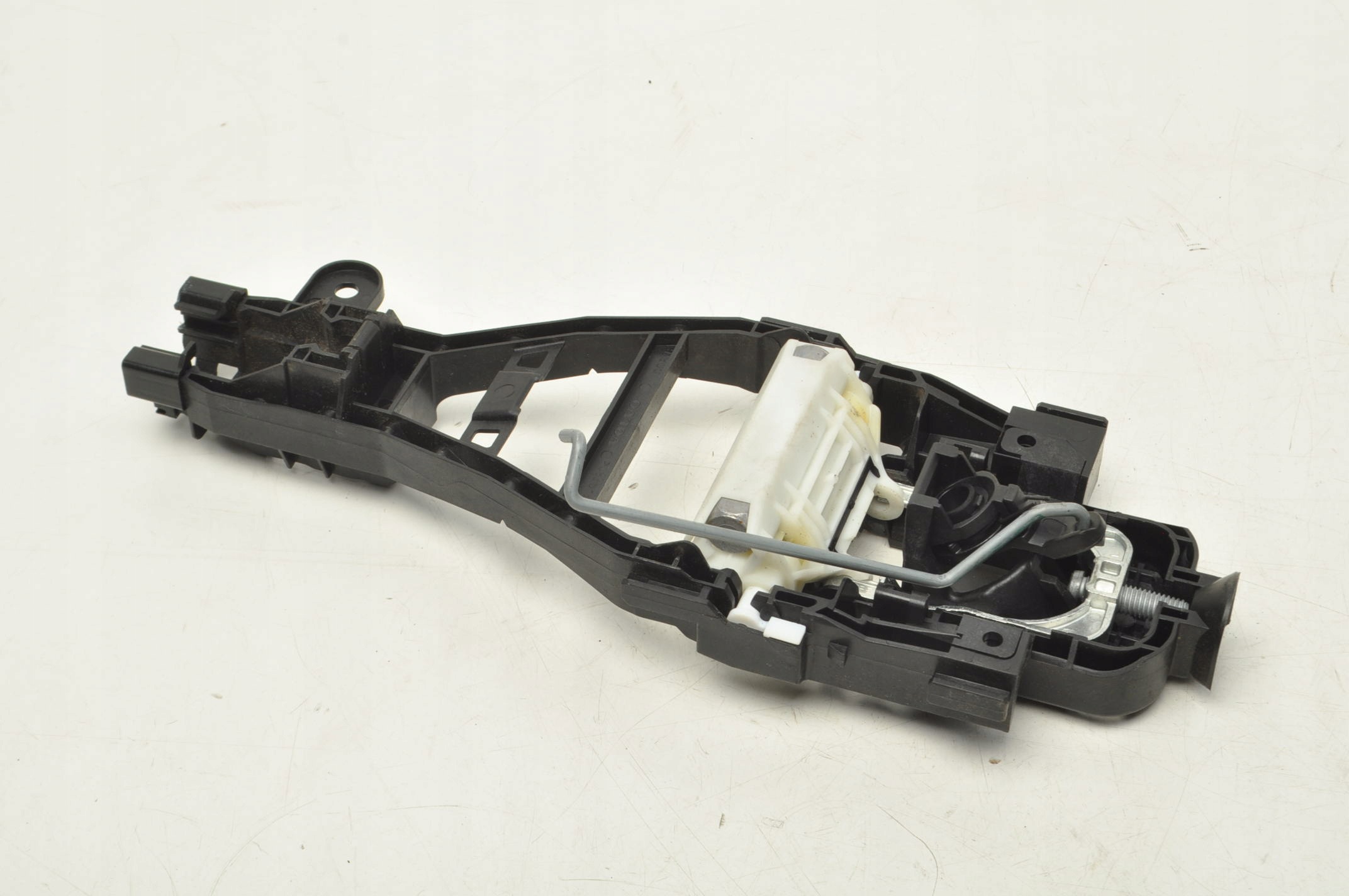 Volvo XC40 dörrhandtag vänster fram 30747095 image 2