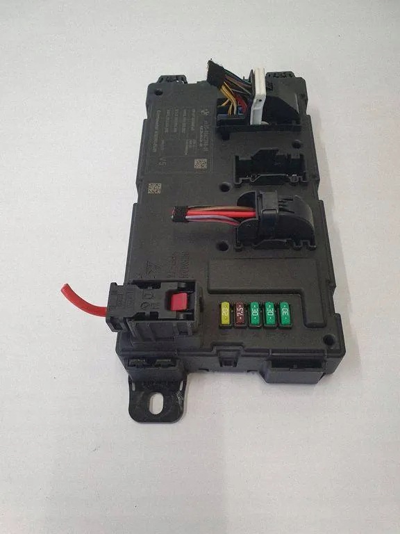 BMW 4 Coupe Comfort Module A2C30450418 2.0D 2015 image 3