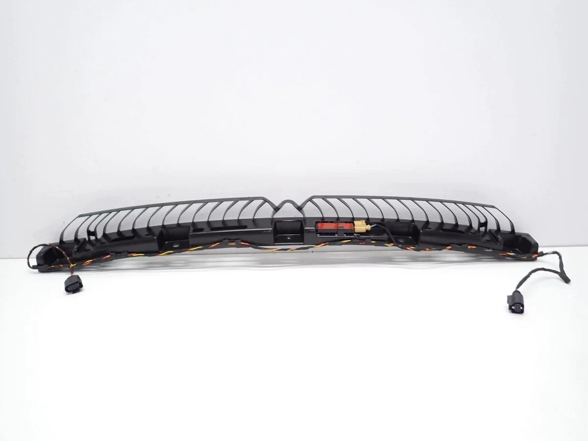 SKODA SCALA 657807863A bumper clip image 7