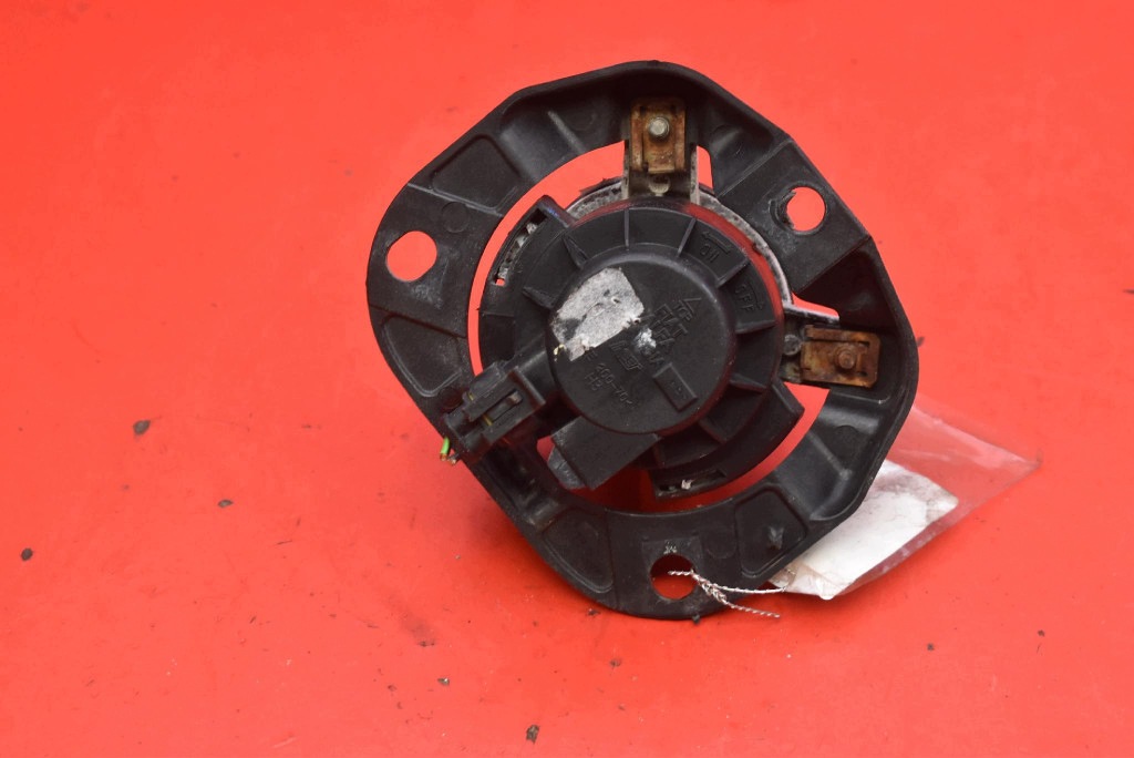 Alfa Romeo Giulietta ajovalojen osa m-1111747-