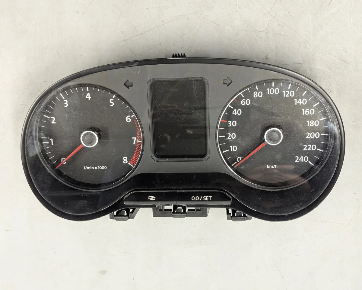 Instrumentbräda VW Polo V 6R 6RO920860G