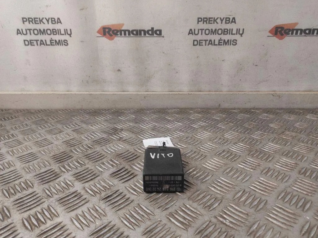 Relais Mercedes-Benz V (638/2) 05041000 Benzin 2.0L 95kW 2003 image 2