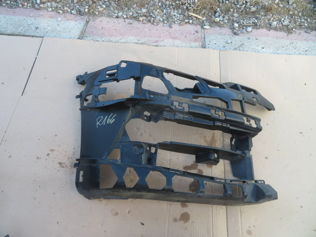Glissière de pare-chocs BMW 5 G30 G31 Droit Avant