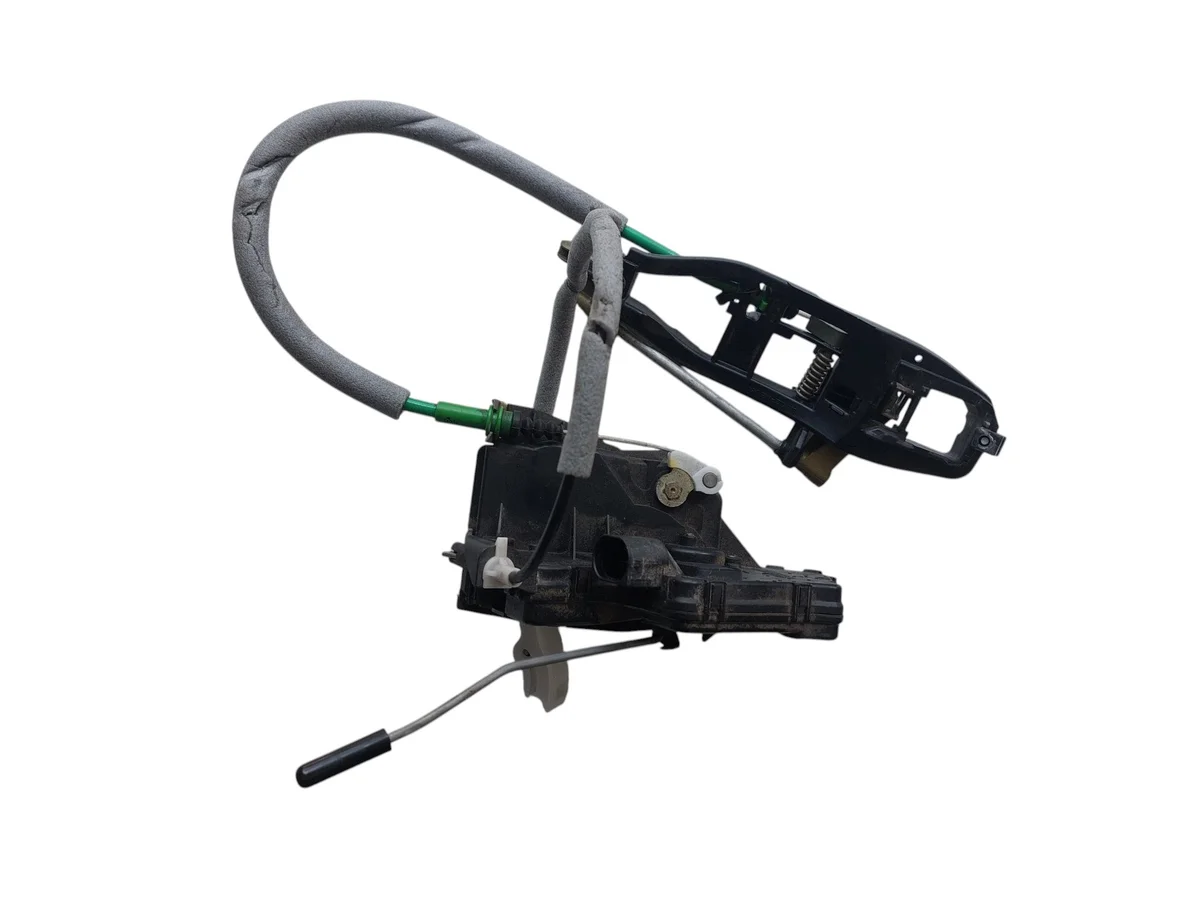 BMW 1 E87 Front Right Door Handle Lock 8253454 image 2