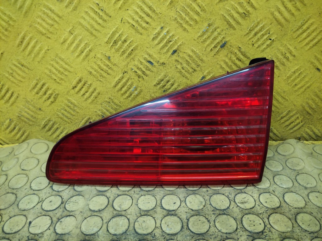 Peugeot 607 Left Rear Tail Light F-158696