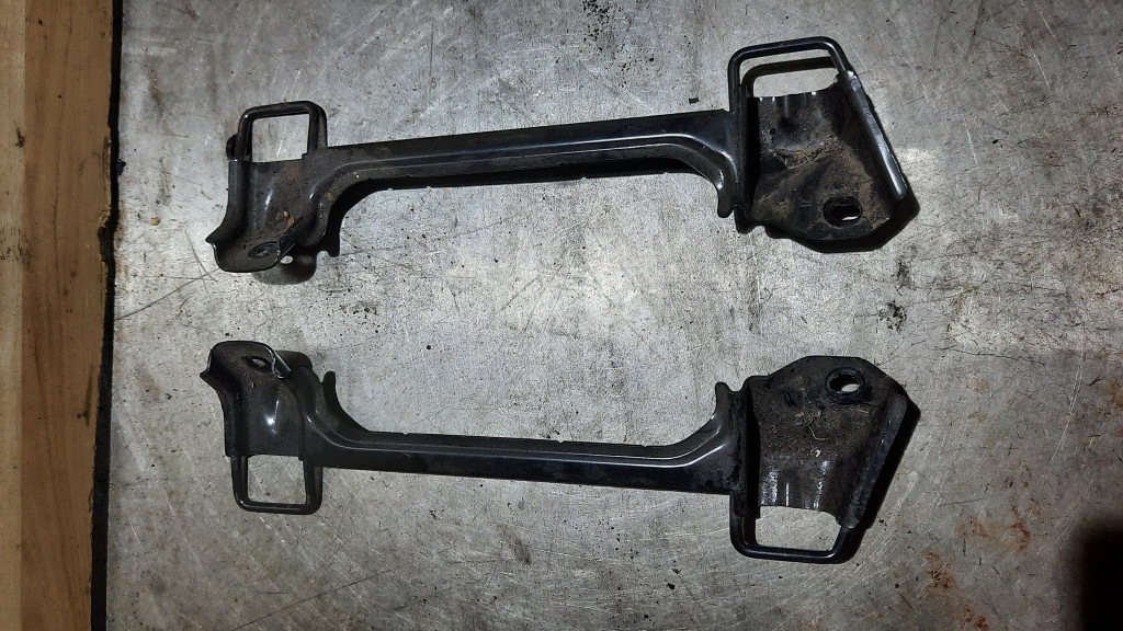 Fixation ISOFIX Toyota Avensis T25 2003 Combi