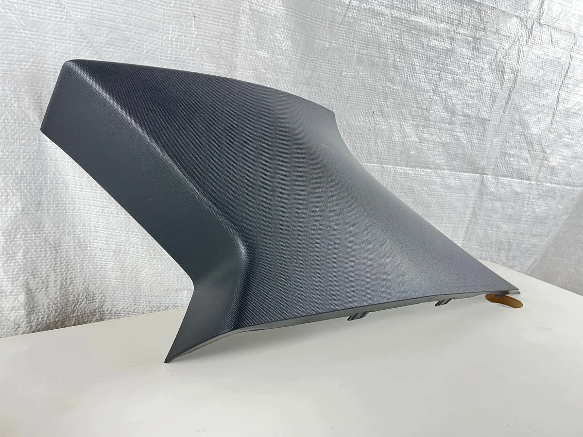 BMW G05 P-pilarin suojus 7433704