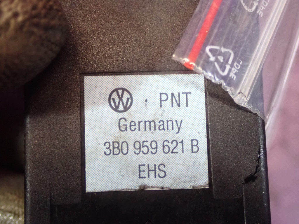 Interruptor de luneta térmica VW Passat B5 96-00 5 pines image 4