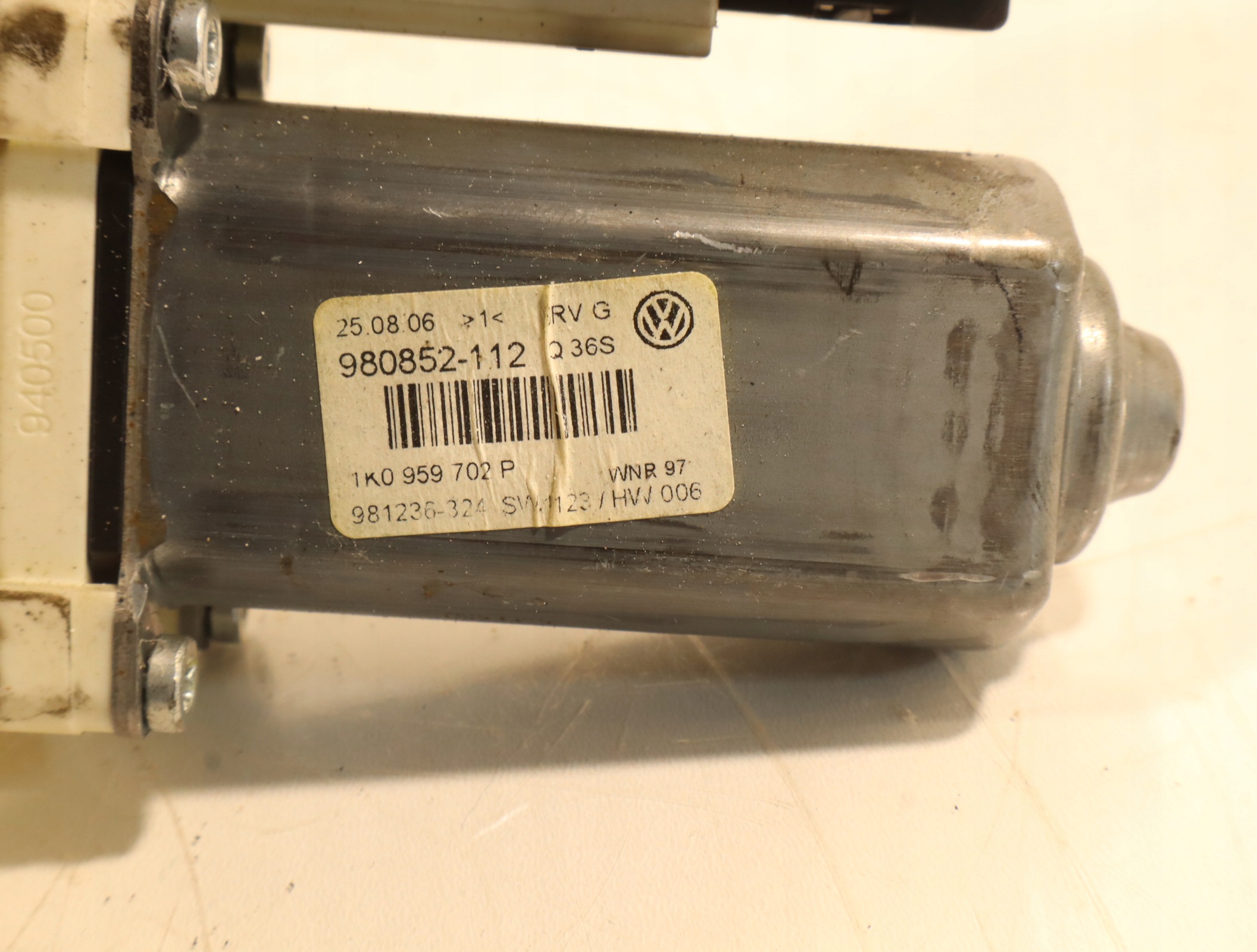 Motor de Vidro VW OE 1K0959702P Usado image 7
