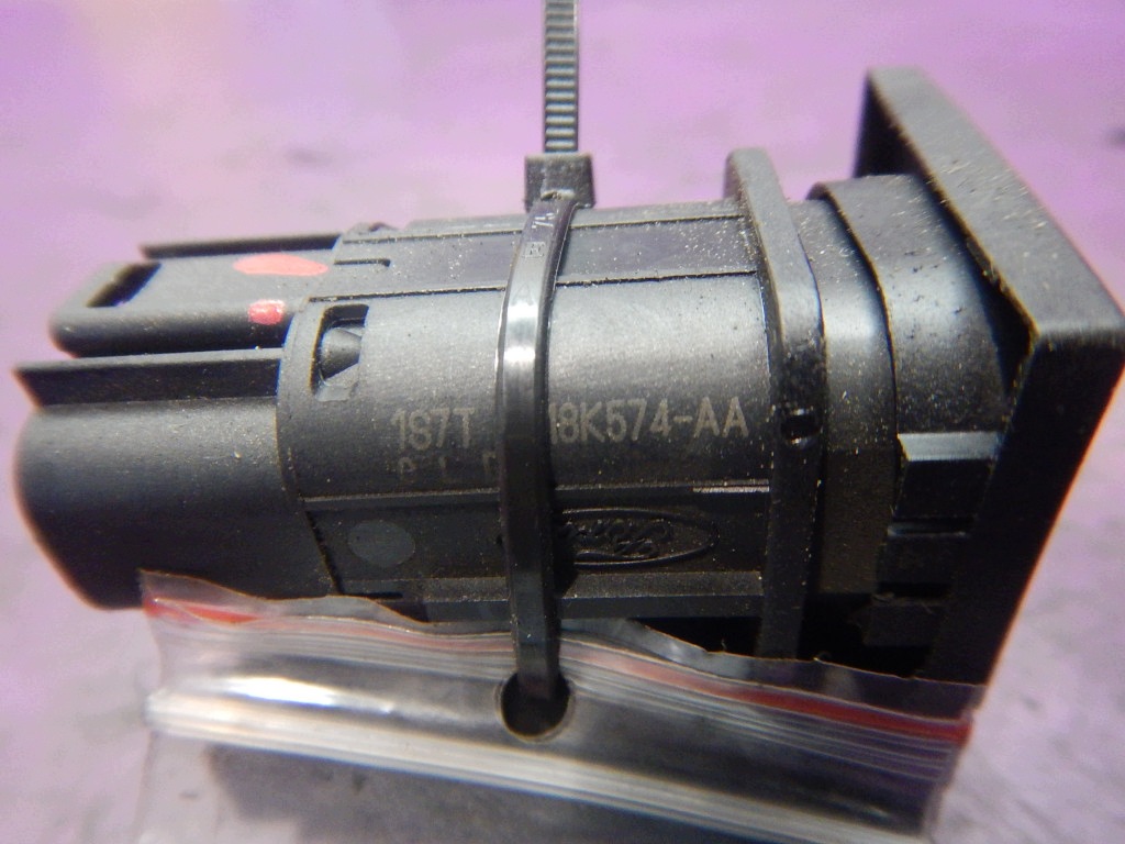 Interruptor de Aquecimento do Vidro Ford Mondeo III MK3 image 3