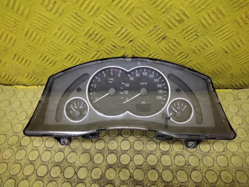 Opel Meriva 1.7 D Tacho 13173381XT image 2