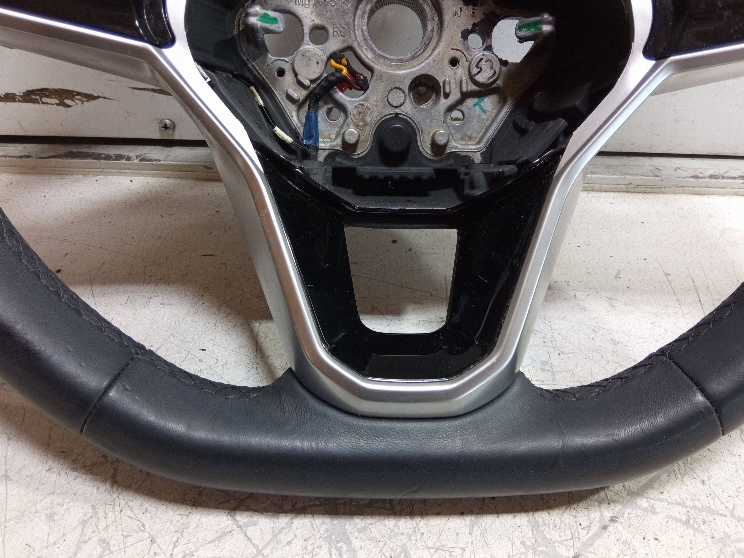 VW ID.4 Lenkrad Leder Multifunktion OE ID4KIERSM image 5