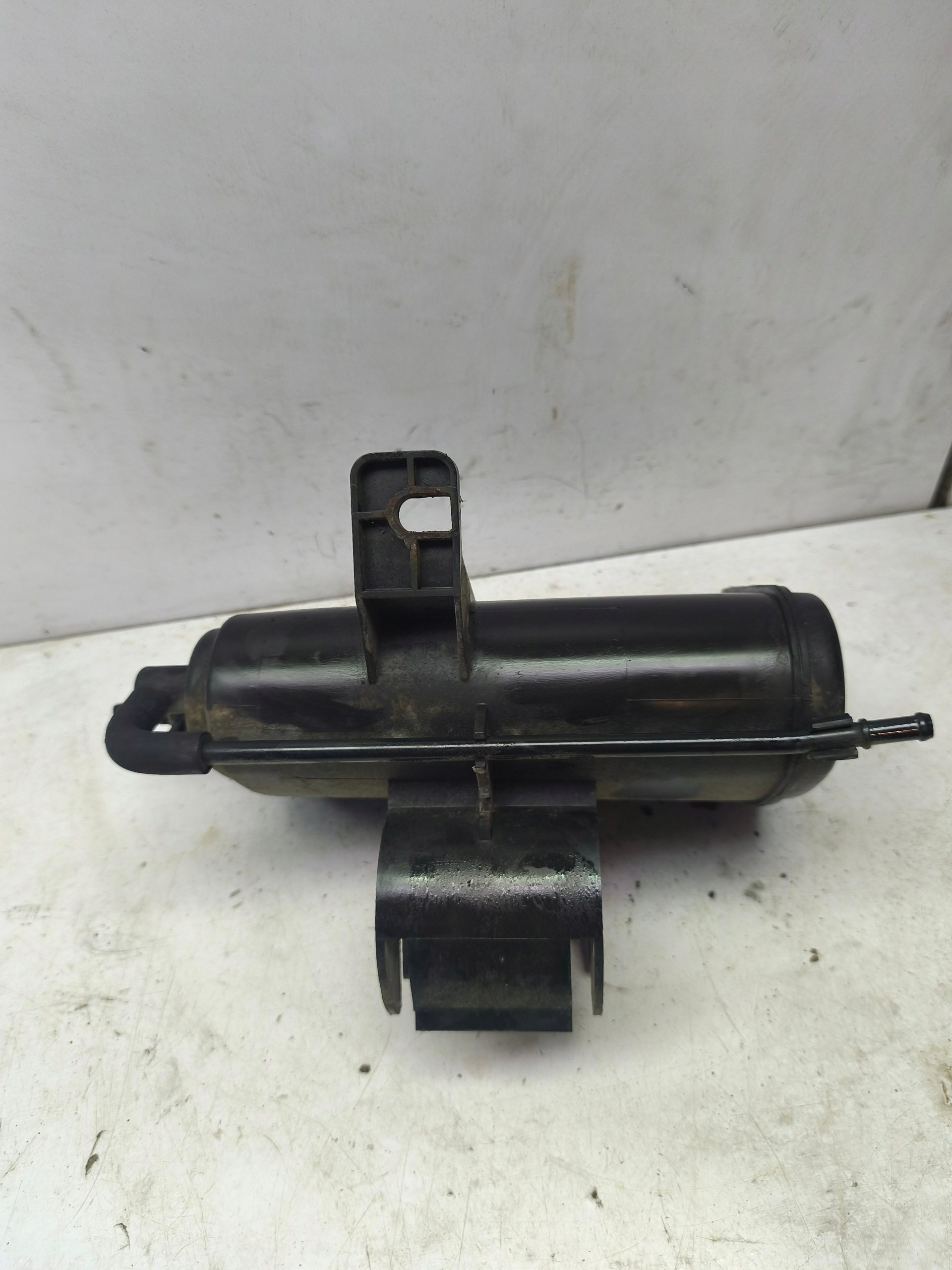 Filtro de combustible Mercedes-Benz A168 470 0290 usado image 3