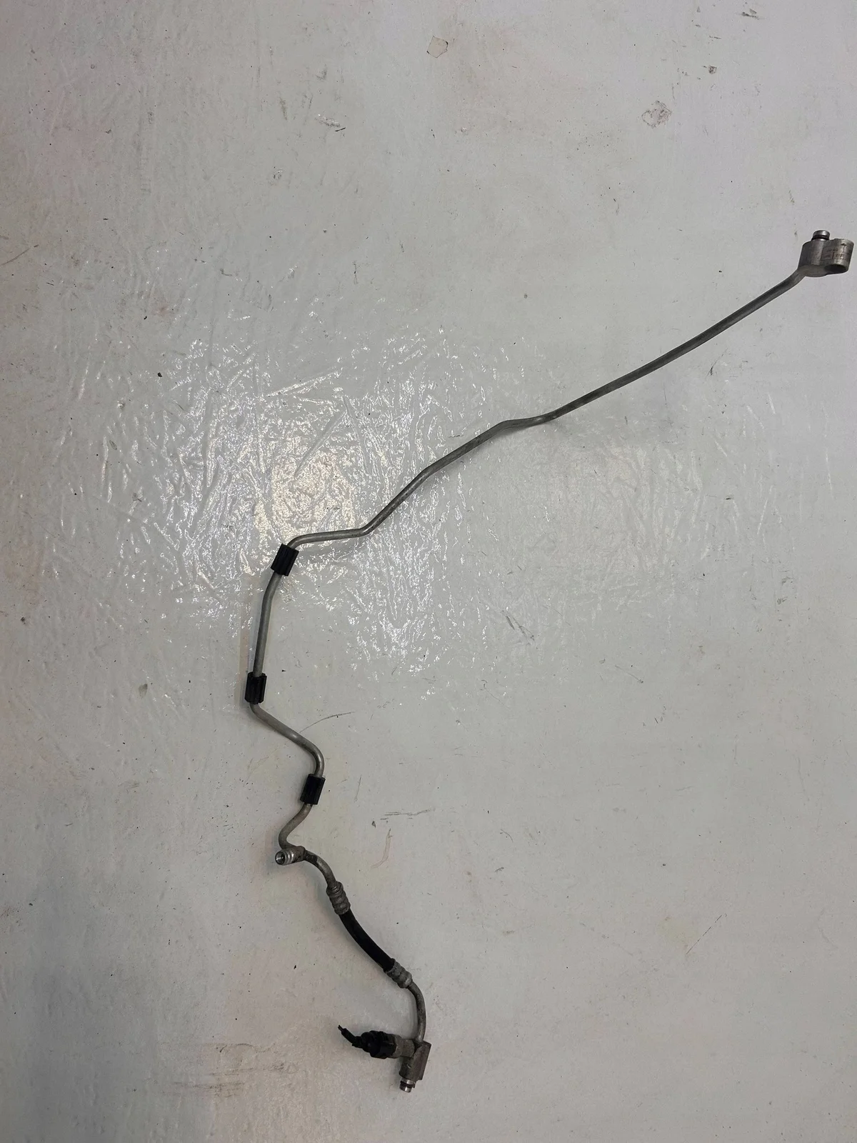 Tuyaux clim Audi A3 8P 1.9 TDI 1K0820741BD