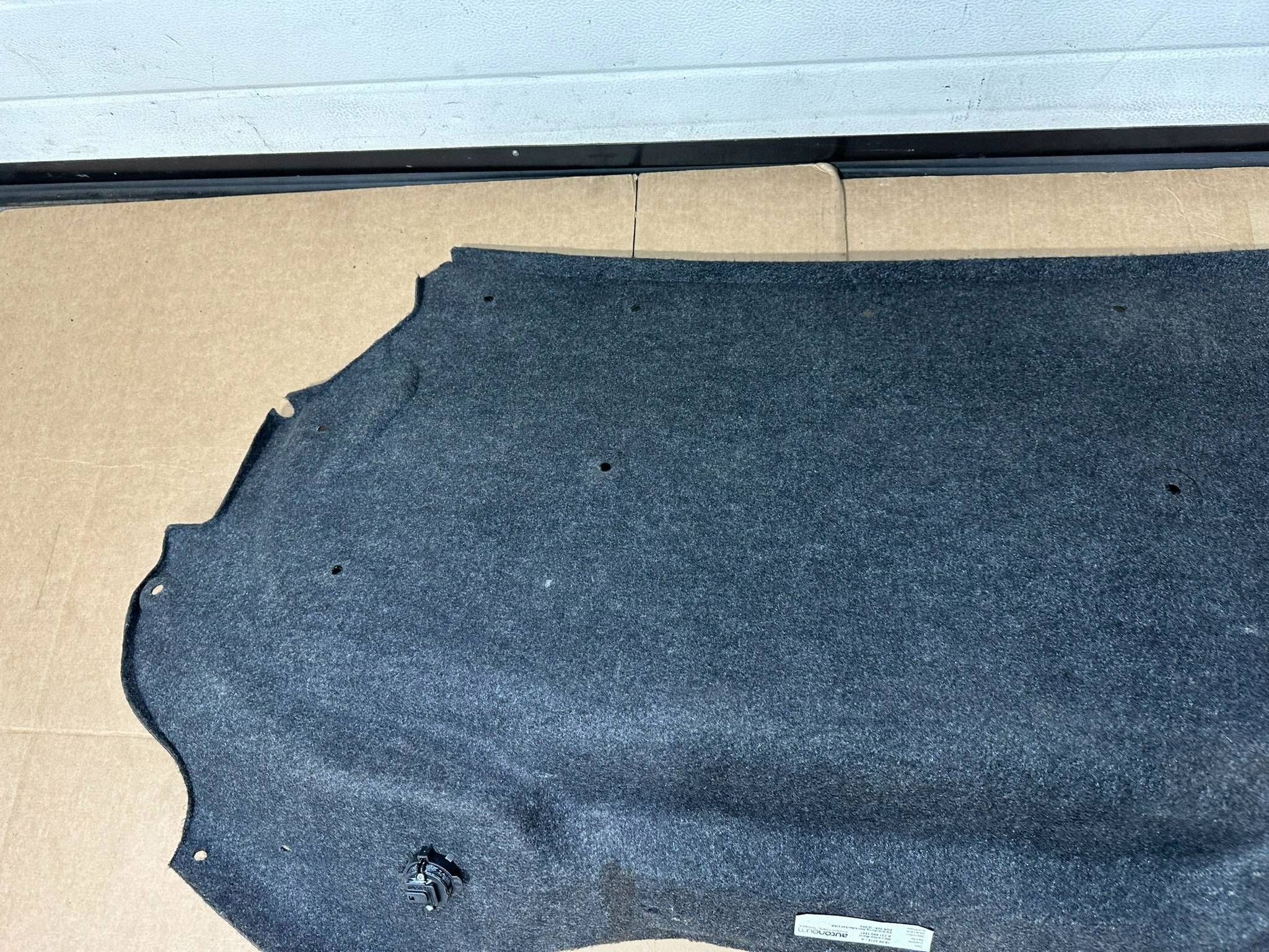 Plastique de coffre Mercedes R231 A2316901541 image 9