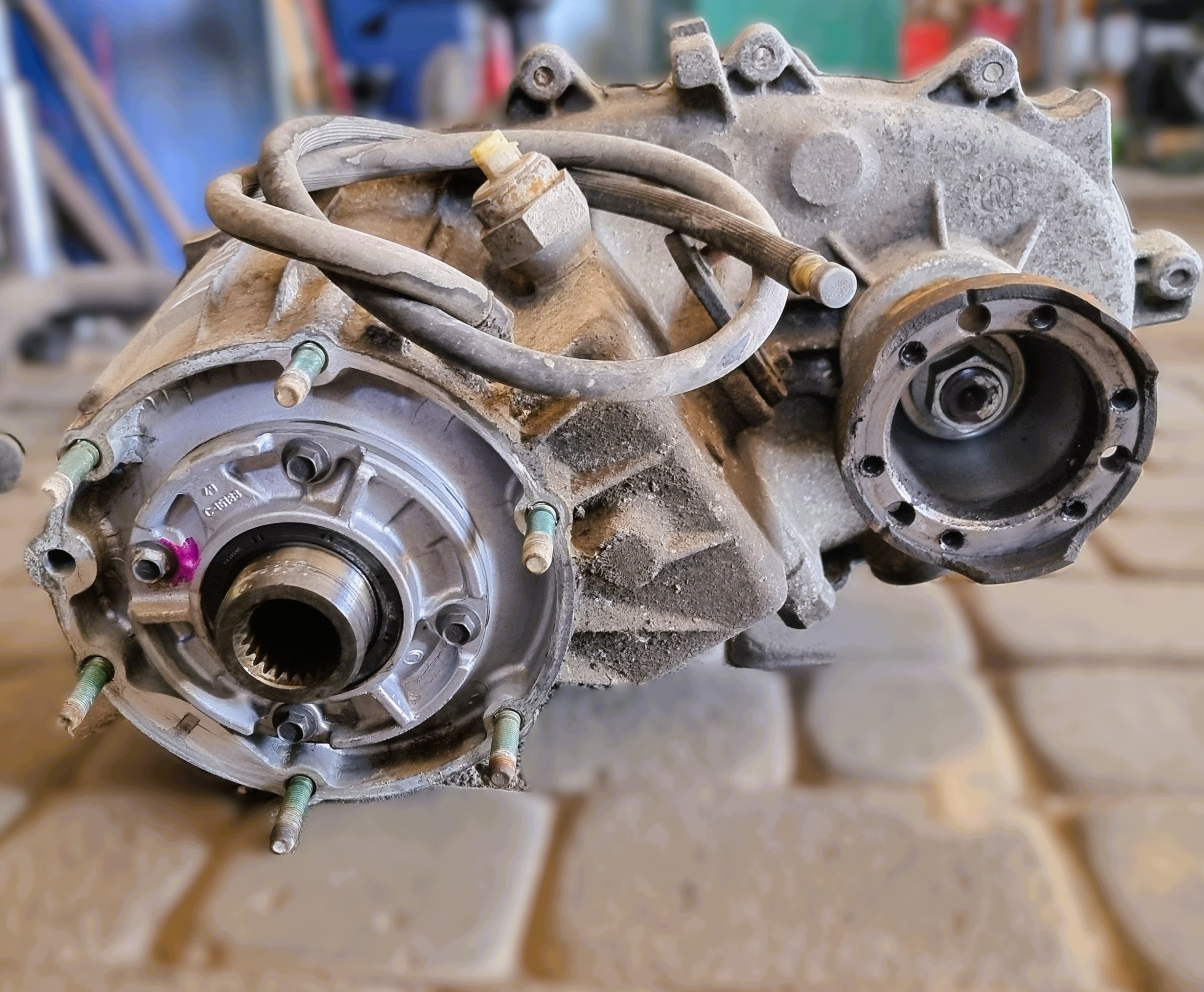 Reductor 242 Jeep Cherokee Liberty KJ 52111022AC image 3