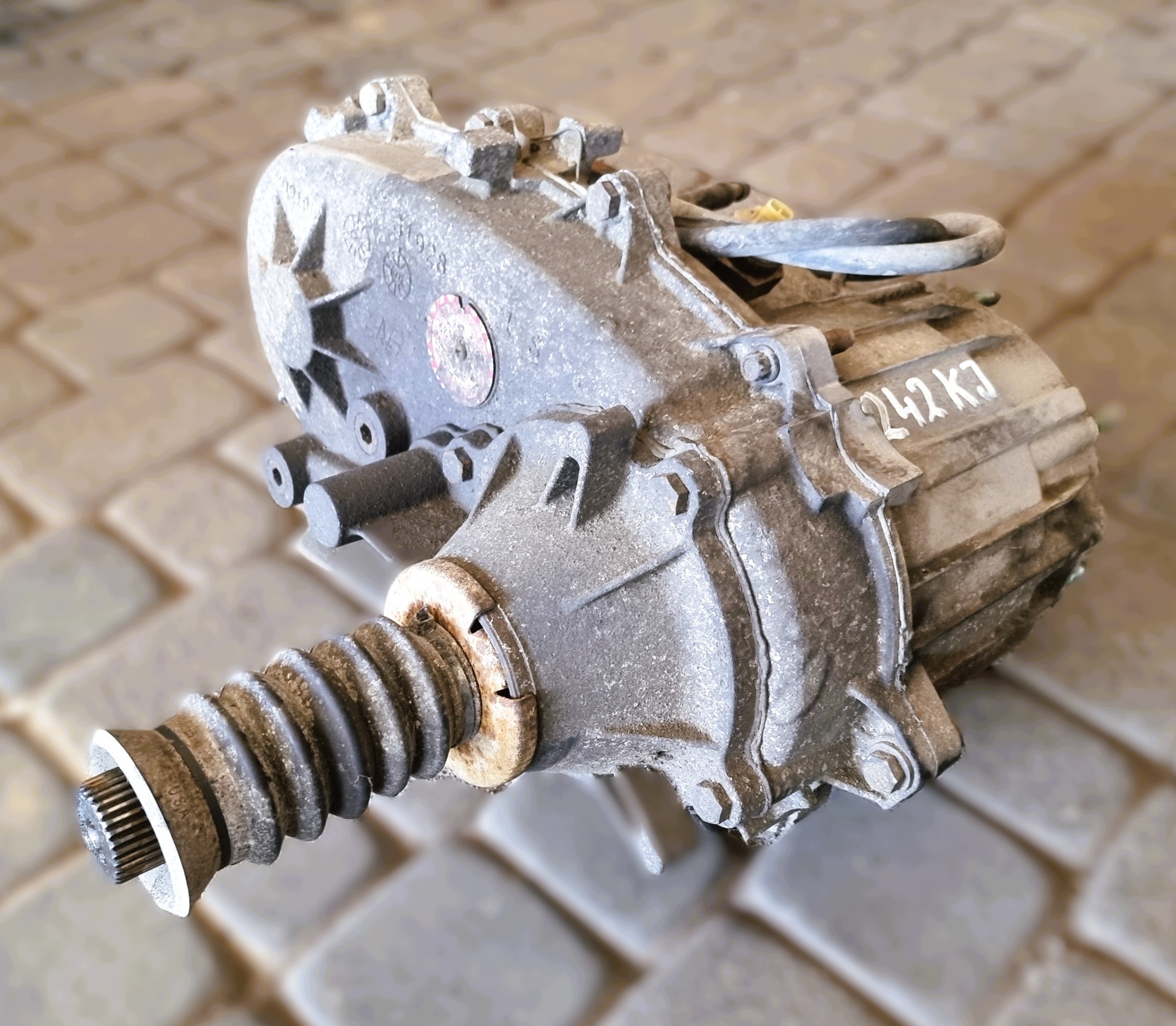 Reductor 242 Jeep Cherokee Liberty KJ 52111022AC image 5